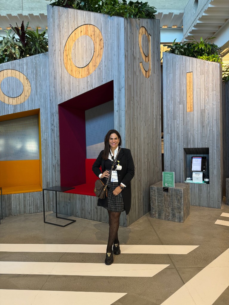 Marcela Bello no campus Google